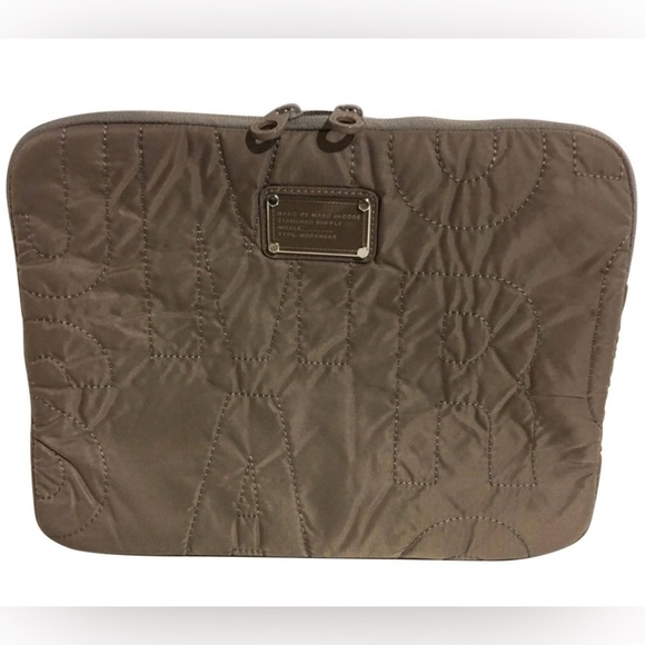 Marc by Marc Jacobs Quilted Laptop Sleeve - Picture 1 of 5